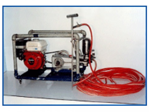 กำจัดปลวก อัดน้ำยาลงดิน